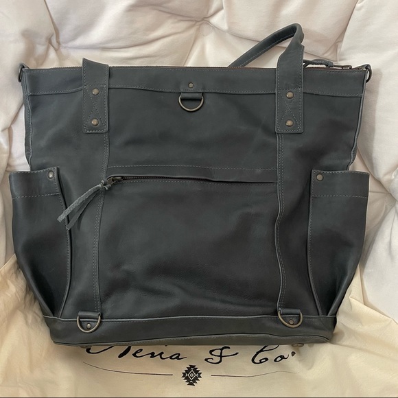 Nena and Co. H&S Womanhood TPB full size - Picture 10 of 10